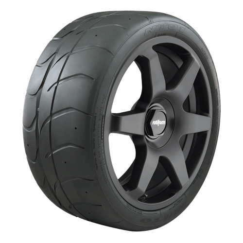 Nitto N371-200 235/35r19